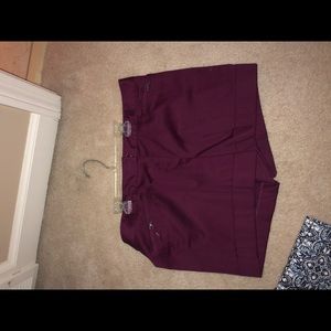Maroon White House black market shorts